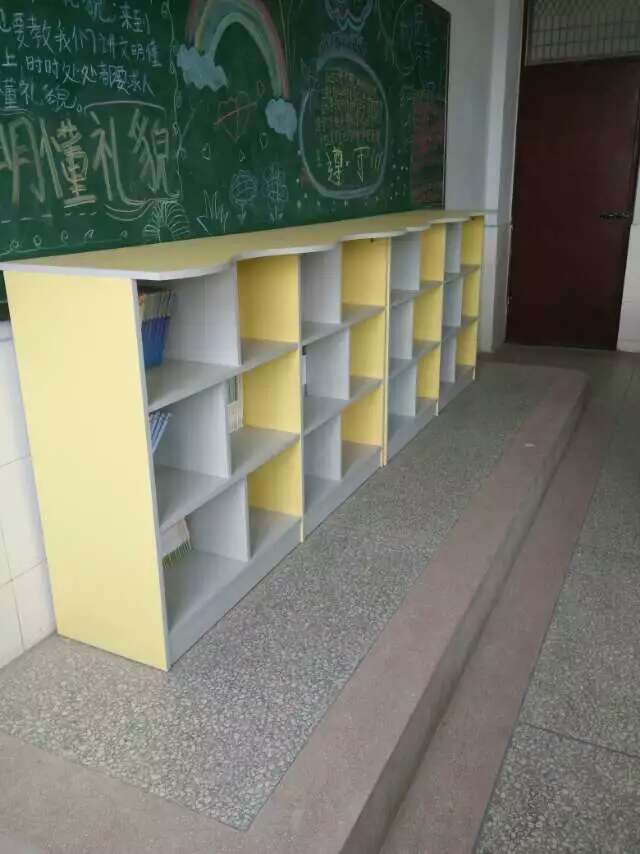 书架